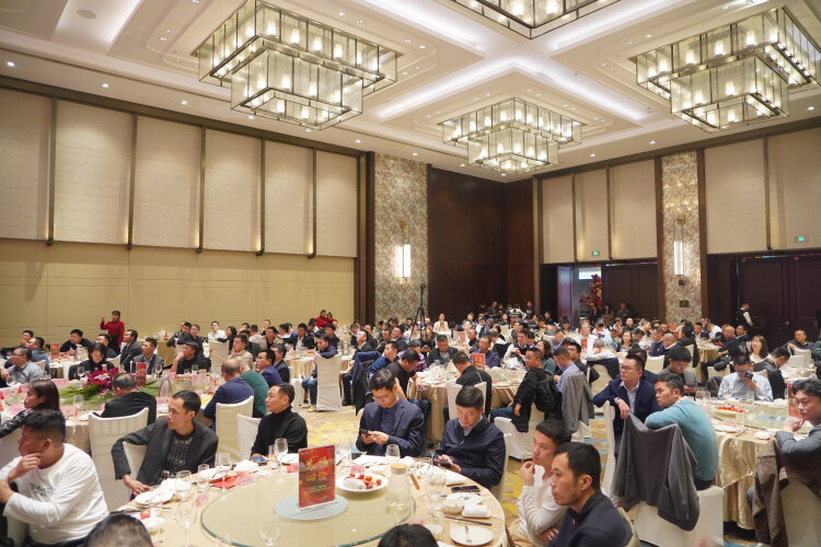 1708243027767071400.jpg 會(huì)場.jpg